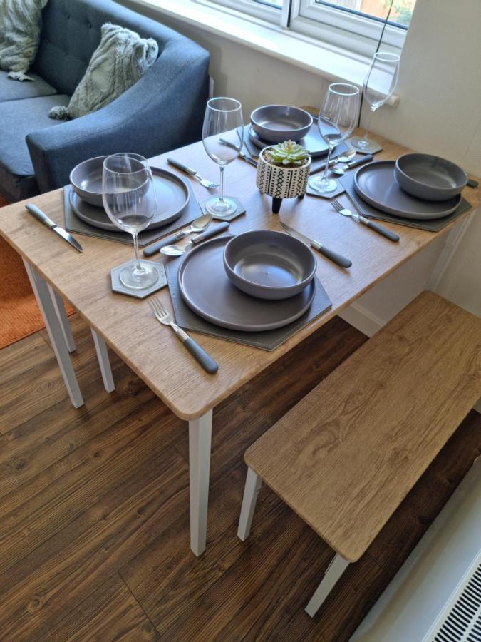 Lovely 2 Bedroom Serviced Apartment With Parking Менсфілд Екстер'єр фото